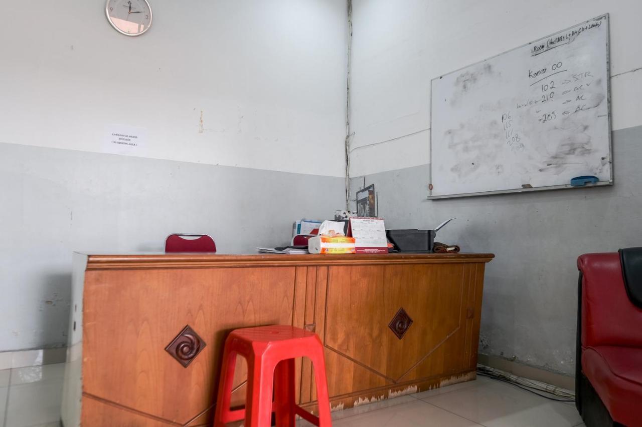 Djaboerigin Mongonsidi Guest House Redpartner Medan Bagian luar foto